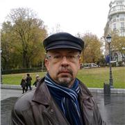 Licenciado por la Universidad Lomonosov de Moscú... clases particulares con multimedia y recursos propios..... clases amenas