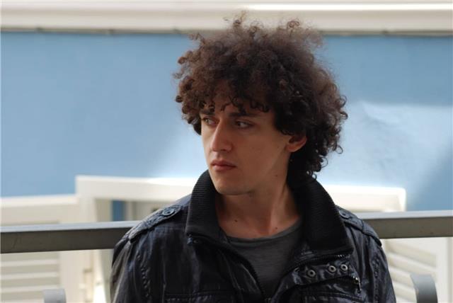 Studente scienze politiche offre ripetizioni di storia, lettere e filosofia per ragazzi di elementari, medie e superiori ad ascoli piceno e zone limitrofe