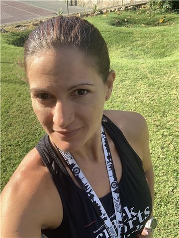 Soy profesora de pilates, yoga, hipopresivos y todo tipo de entrenamiento personal destinado a mantenimiento, adelgazamiento o tonificación