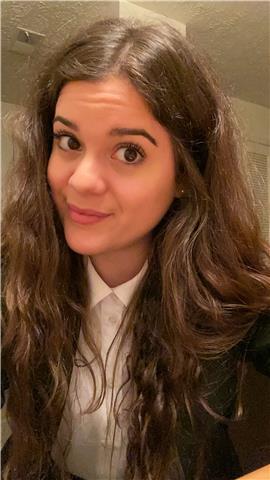Profesora de inglés. graduada en lenguas modernas, cultura y comunicación. he vivido año y medio en estados unidos y medio año en irlanda. doy clases particulares a alumnos de primaria y secundaria, tanto a aquellos que necesiten un refuerzo como para aqu