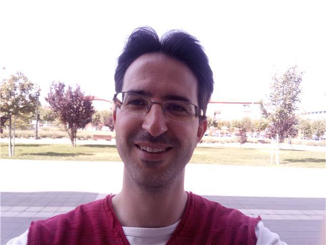 Ingeniero industrial da clases online de matemáticas, física y química para eso y bachillerato