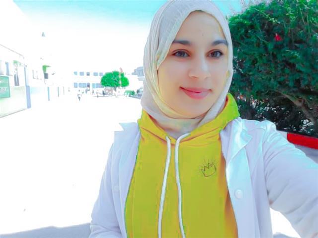 Since I could walk i have been dancing and since I could read i have been teaching English. Hi, I'm Rania a young primary school teacher, I'm here not to tell you that I'm the best teacher in the world but to say i have the best strategy for you to learn 