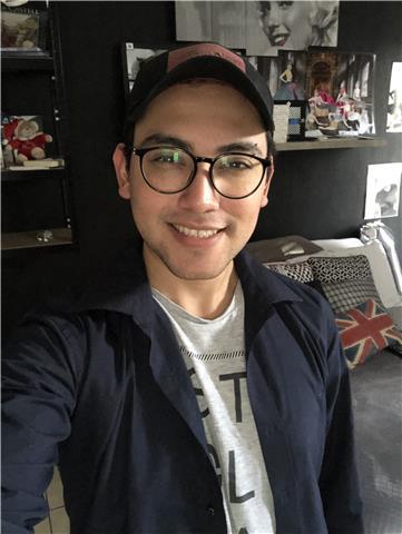 Profesor de inglés para personas que quieran empezar a aprender como desenvolverse