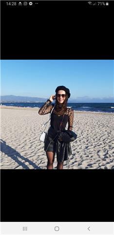 Studentessa universitaria di lingue, diplomata al liceo linguistico e tornata da un soggiorno Erasmus in Francia, offro ripetizioni di francese