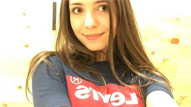 Hola tengo experiencia como profesora de matemáticas de segundo de bachillerato, sobre todo en la rama de ciencias sociales. también en economia