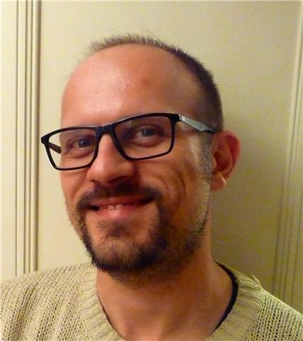 Professore propone lezioni di chimica generale, chimica organica e biochimica a qualsiasi livello