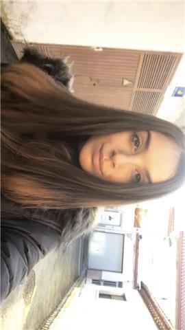 Profesora de matemáticas dinámica y paciente para dar preferentemente clases a niños/as de la eso y bachillerato