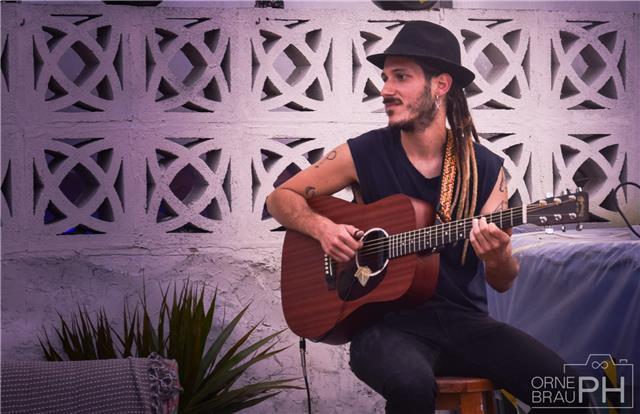 Clases economicas de lenguaje musical con guitarra