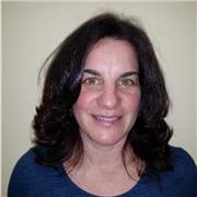 profesora nativa de ingles dando clases en la Barceloneta