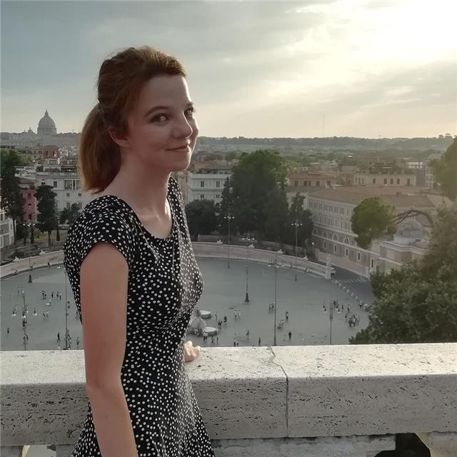 Laureata in scienze Dell educazione, impartisco ripetizioni di matematica, italiano per studenti delle medie e elementari. Sono disponibile anche per aiuto compiti