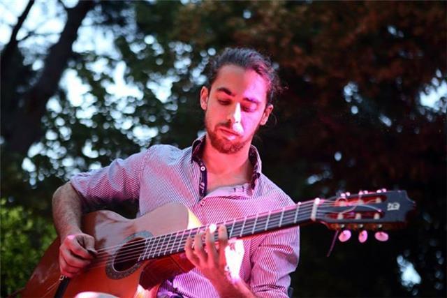 Clases particulares de guitarra, ukelele y piano el maresme