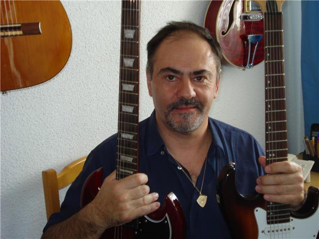 CLASES DE GUITARRA EN CARABANCHEL, MAS DE 45 AÑOS DE EXPERIENCIA