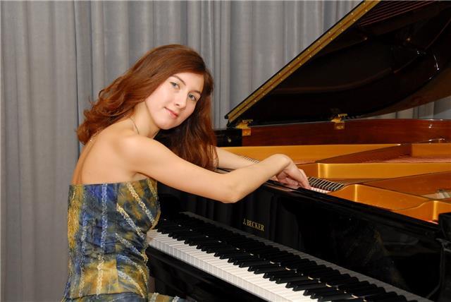 Profesora de Piano, imparte clases particulares Iniciación/Grado Superior