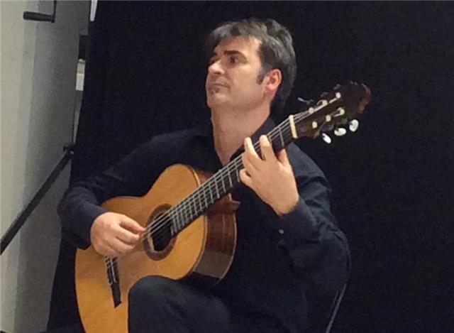 Clases de guitarra clásica en valencia