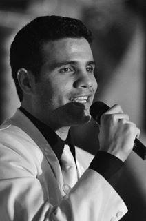 Clases de canto moderno. todos los estilos. voice and singing lessons. presencial y online