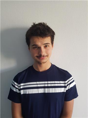 Étudiant en DUT informatique vous propose de travailler vos mathématiques dans la joie et la bonne humeur !