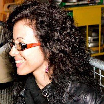 Profesora titulada ofrece clases de piano, canto, lenguaje y armonía