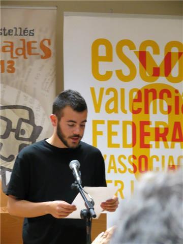 Corrector i traductor de TFG, TFM, tesis, PACs, llibres, articles, guions, etc