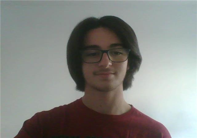 Estudiante de bachillerato que se ofrece a impartir clases de refuerzo de matemáticas hasta nivel de 4to de eso