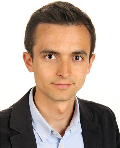 Maestro de infantil y primaria ofrece apoyo y refuerzo en tareas escolares: estudio, deberes, refuerzo y ampliación