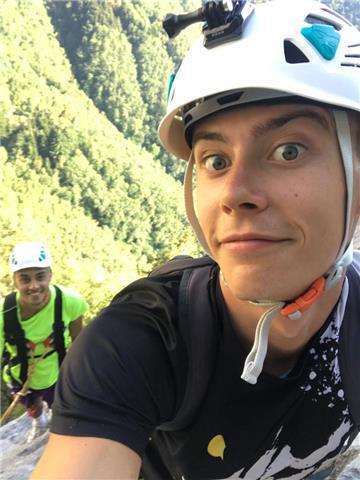 Studente di ingegneria meccanica con 3 anni di esperienza nel campo delle ripetizioni di materie scientifiche