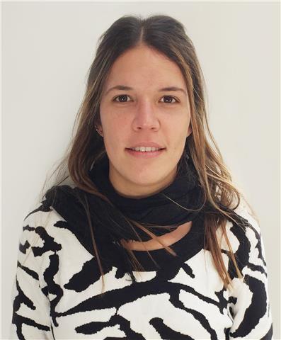 Doy clases particulares de prácticas artísticas en general. desde lo analógico a lo digital, ejemplo softwares de diseño