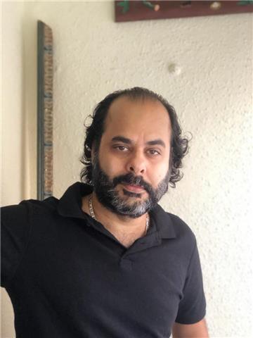 Clases de guitarra flamenca ,armonia y conocimiento del instrumento