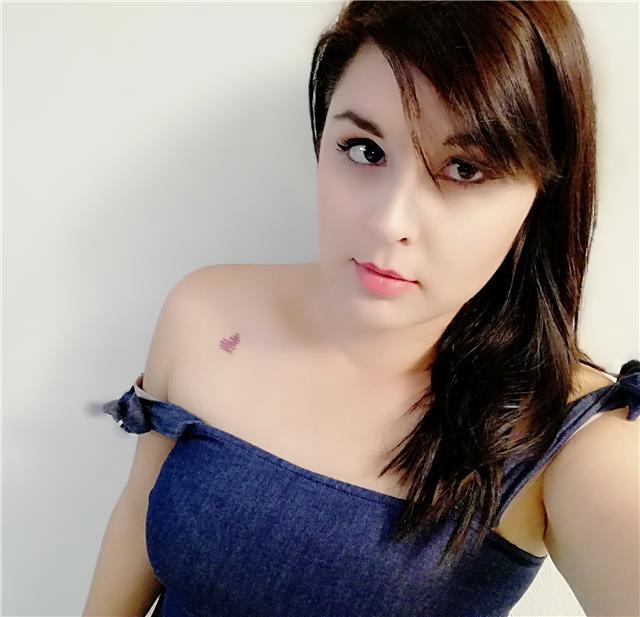 Licenciada en Turismo con experiencia en docencia y vinculación