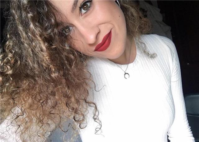 Doy clases particulares, con experiencia de 5 años. Voy a las casas y también en mi domicilio particular. HORARIO: Mañana y tarde. Hablar para dudas!