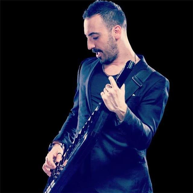 Insegnante di Pianoforte, Producing (Edm, Pop, Trap, Dubstep..), Dj-ing, Mixing & Mastering