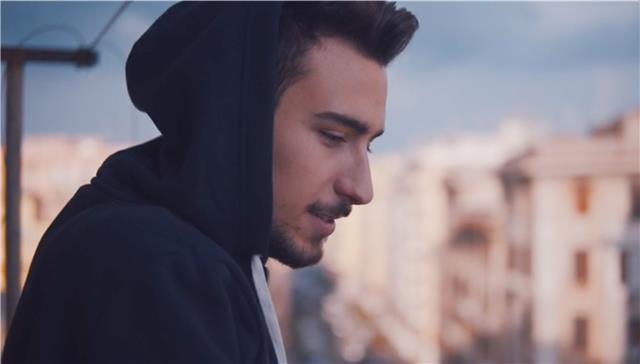 Laureando di Musica Applicata alle Immagini offre lezioni di produzione musicale