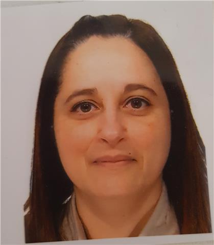 Laureata in storia deli'arte, ottima conoscenza della storia e affini