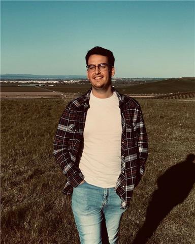 Profesor particular de matemáticas con experiencia en nivel de primaria, eso y bachiller. actualmente, estudio ingeniería en diseño industrial y desarrollo del producto, a falta de una asignatura para acabar la carrera