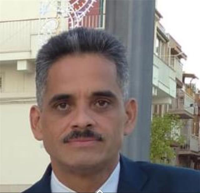 Ingegnere, con corsi di calcoli matematici