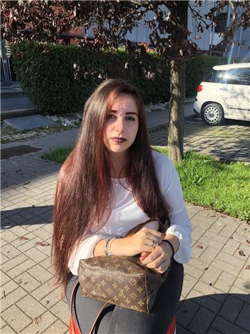 Studentessa livello B1 ripetizioni inglese