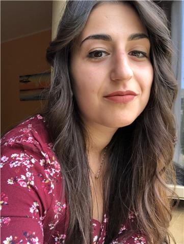 Studentessa in magistrale laureata in lettere