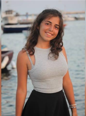 Studentessa del liceo linguistico offre lezioni private di inglese