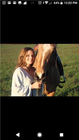 Estudiante de veterinaria imparte clases de inglés