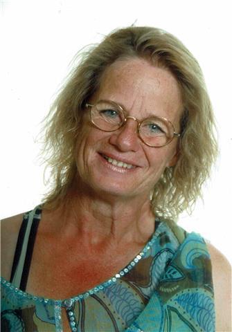 I am a native English speaker. I have a Teaching Basic Skills certificate. I have an Eng Lit A Level. and an HND in Spatial Design