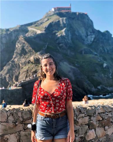 Professora amb experiència a batxillerat ofereix classes de preparació per la selectivitat de química i biologia