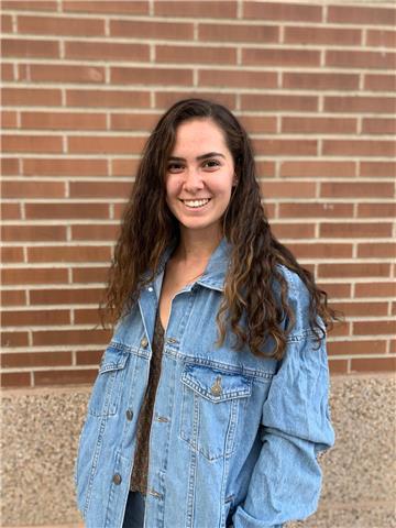 Estudiante de psicologia da clases particulares de ingles, matematicas, lengua