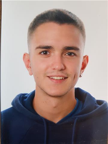 Doy clases de todas las asignaturas en educación primaria