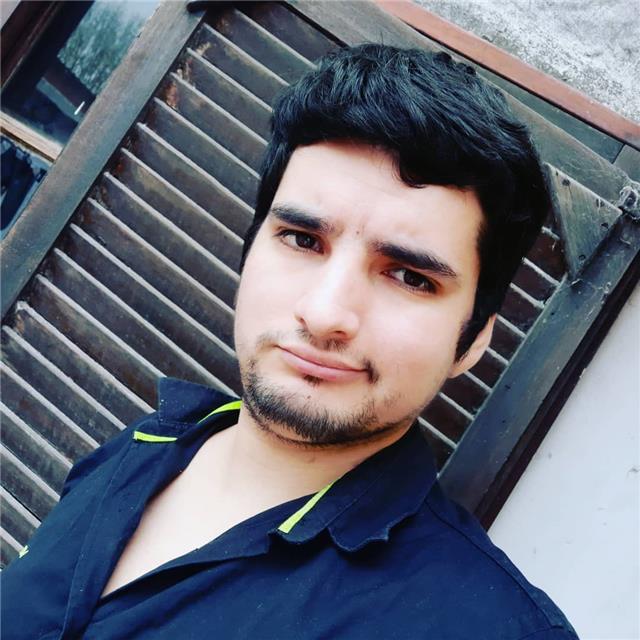 Profesor de Matemática imparte clases online