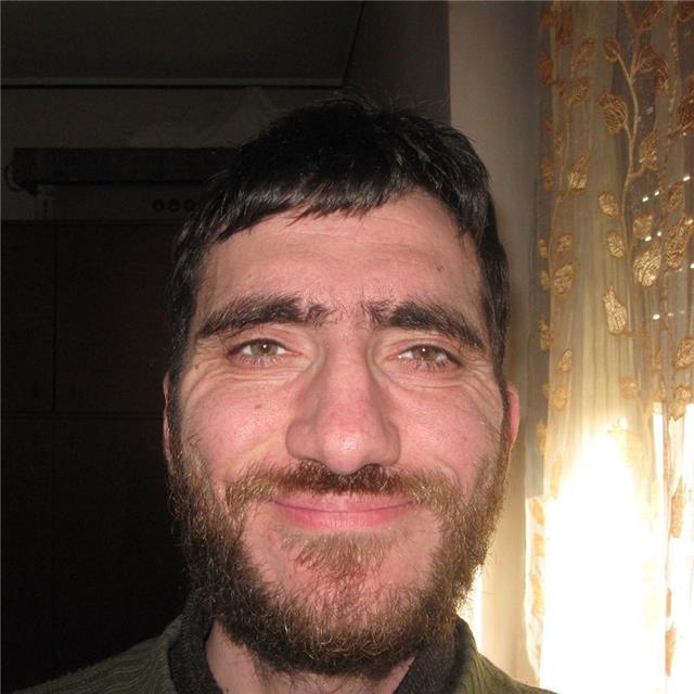 Laureato in economia offre aiuto allo studio e ripetizioni per studenti elementari medie (tutte le materie) e superiori