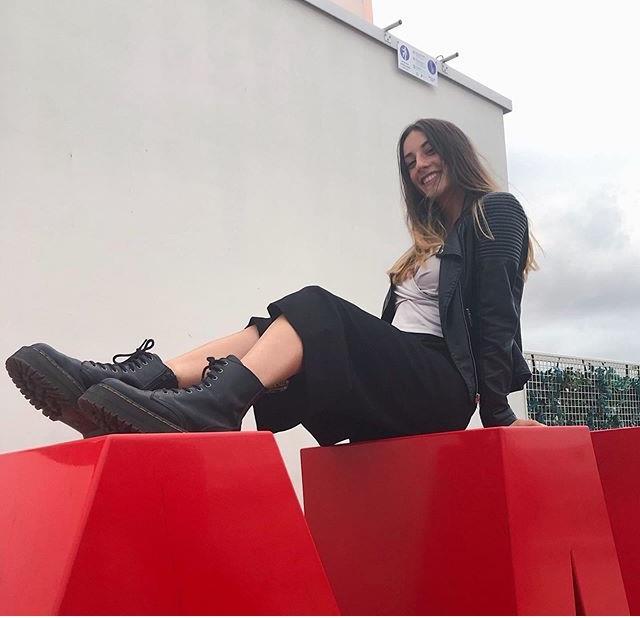 OFFRO RIPETIZIONI DI MATERIE SCIENTIFICHE (matematica,scienze) e AIUTO COMPITI a ragazzi/e delle scuole medie ed elementari ONLINE o in zona PONTE LUNGO/SAN GIOVANNI Roma .Sono disponibile ad insegnare nuovi metodi di studio affinché il/la ragazzo/a possa