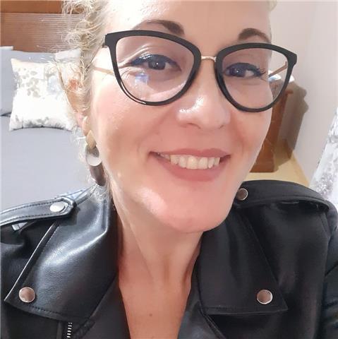 Doy clases de conversación on line. Diferentes niveles. No dudes en contactarme para más información