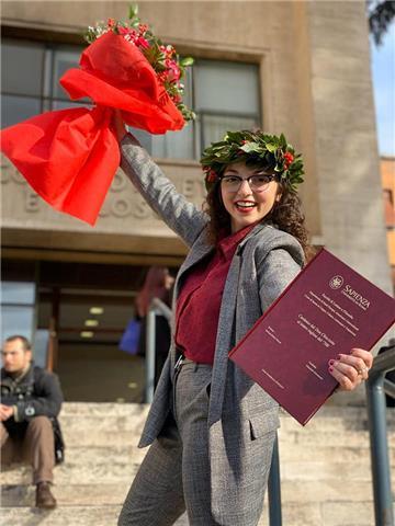 Laureata in inglese e spagnolo impartisce lezioni private