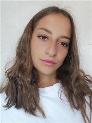 Laureata in psicologia e scienze dell'educazione offre ripetizioni di materie umanistiche per scuole elementari, medie e superiori