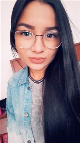 Profesora de licenciatura en educación básica primaria con experiencia en todas las áreas y también en biólogia