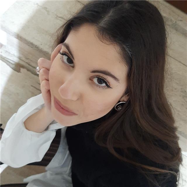 Studentessa magistrale di scienze filosofiche offre lezioni private di filosofia e storia in Cosenza e provincia, anche su piattaforme online